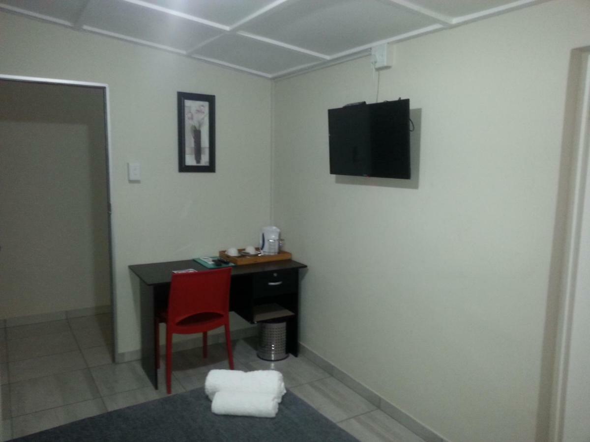 Zanevovo Hotel Скотбург Екстериор снимка