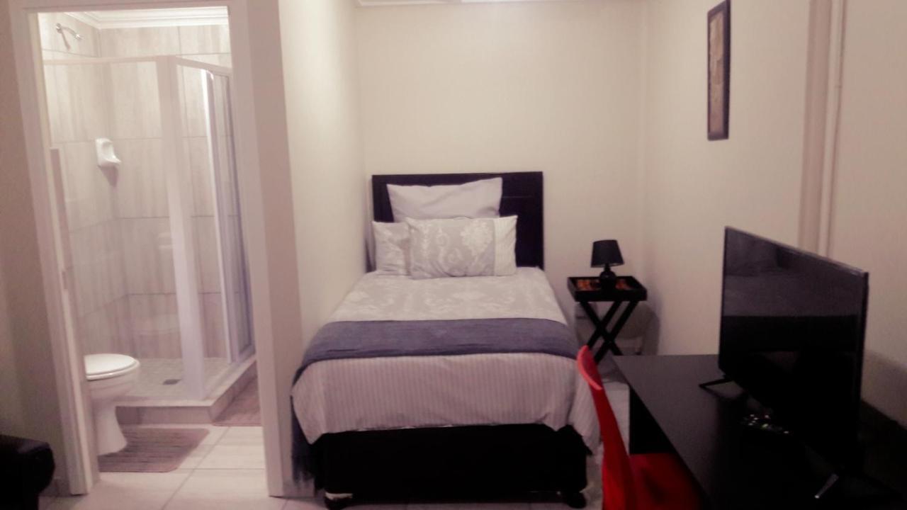Zanevovo Hotel Скотбург Екстериор снимка