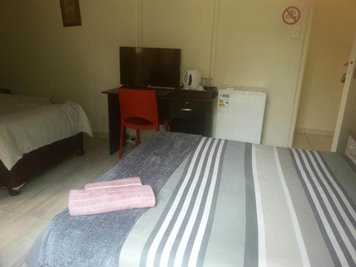 Zanevovo Hotel Скотбург Екстериор снимка